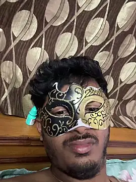 Snapshot of VVcouple chatting on 15, 11, 2025 VVcouple online show from 15, 11, 2025