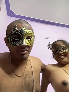 Snapshot of VVcouple chatting on 23, 11, 2025 VVcouple online show from 23, 11, 2025