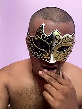 Snapshot of VVcouple chatting on 24, 11, 2025 VVcouple online show from 24, 11, 2025