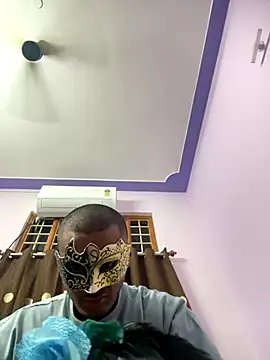 Snapshot of VVcouple chatting on 26, 11, 2025 VVcouple online show from 26, 11, 2025