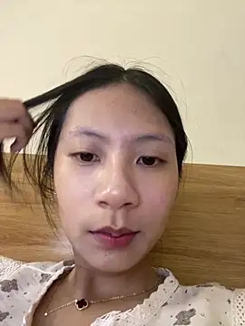 Snapshot of Lil-Gi chatting on 12, 9, 2025 Lil-Gi online show from 12, 9, 2025