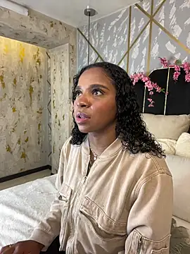 LisaMendez online show from 24, 4, 2026