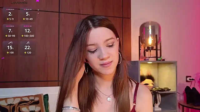 Alison kisss online show from 19, 4, 2026