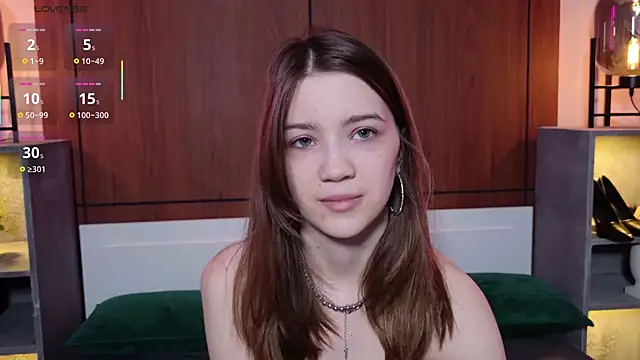 Alison kisss online show from 17, 6, 2026