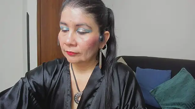 Snapshot of kiraGeiner chatting on 1, 6, 2026 kiraGeiner online show from 1, 6, 2026