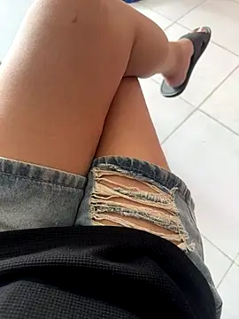 sharon-Hanna online show from 13, 11, 2025