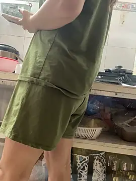 sharon-Hanna online show from 17, 12, 2025