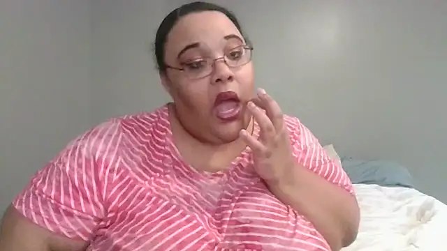 SexyBBW10790 online show from 14, 3, 2026