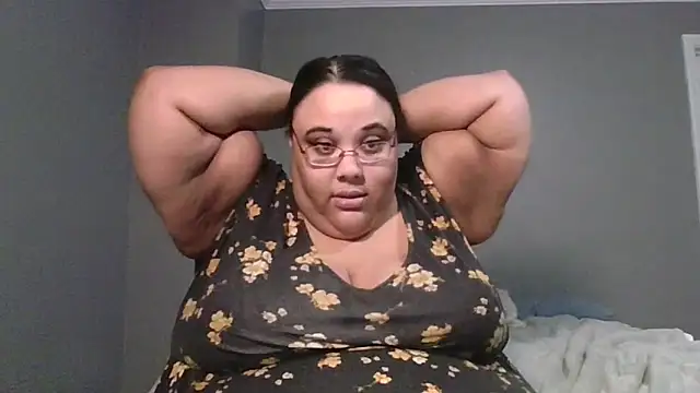 SexyBBW10790 online show from 21, 4, 2026