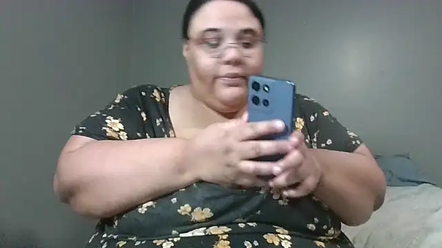 SexyBBW10790 online show from 26, 4, 2026