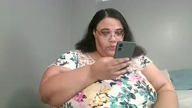 SexyBBW10790 online show from 26, 4, 2026