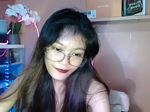 skinny gracie online show from 6, 11, 2025