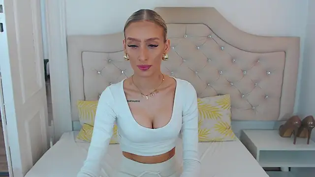 NatalieSensual online show from 26, 4, 2026