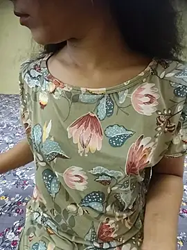 Snapshot of Snaya-baby chatting on 4, 6, 2026 Snaya-baby online show from 4, 6, 2026