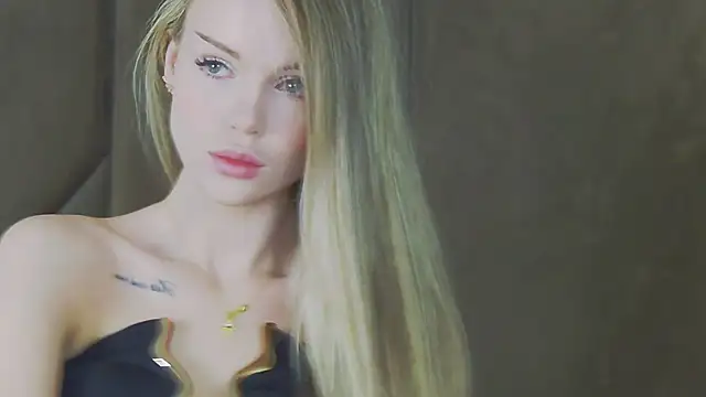 MarilynNova online show from 28, 4, 2026
