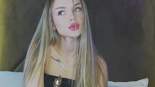 MarilynNova online show from 21, 7, 2026