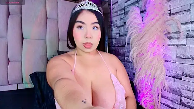 Snapshot of Samy_Grey01 chatting on 5, 5, 2026 Samy Grey01 online show from 5, 5, 2026