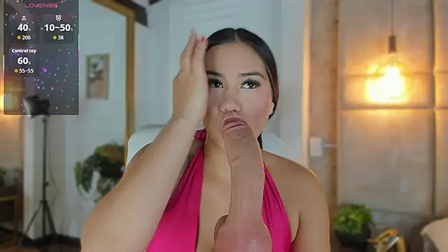 Jazmiinee online show from 27, 11, 2025