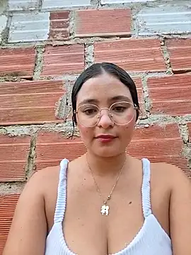 Lily-o online show from 5, 11, 2025