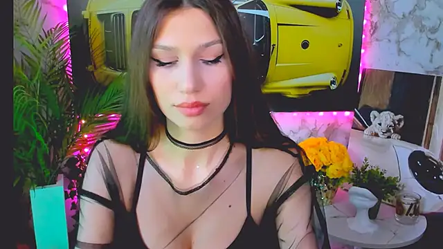 Snapshot of Mollyinyourmind chatting on 6, 10, 2025 Mollyinyourmind online show from 6, 10, 2025