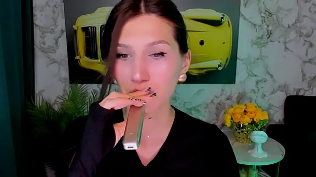 Mollyinyourmind online show from 4, 5, 2026