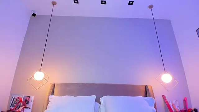 Zammy Sanz online show from 9, 11, 2025