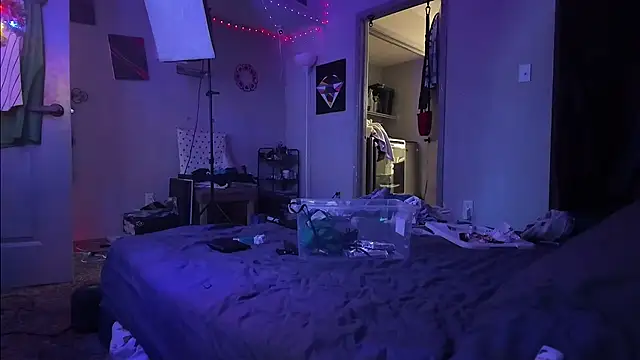 Triggerhappycj100 online show from 23, 4, 2026