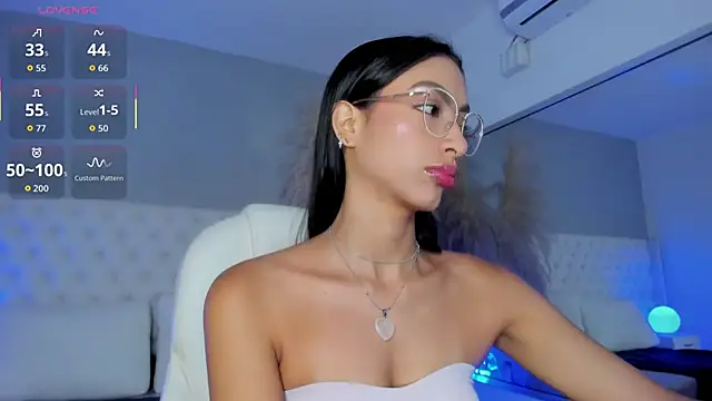 Snapshot of Ebonysweet__ chatting on 4, 6, 2026 Ebonysweet online show from 4, 6, 2026