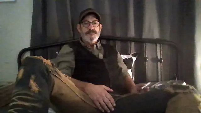 Snapshot of FoxnMouse chatting on 5, 10, 2025 FoxnMouse online show from 5, 10, 2025