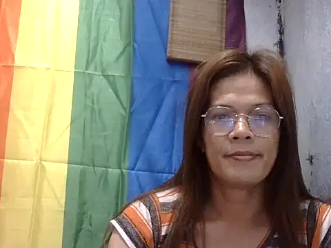 juicycum069 online show from 26, 4, 2026