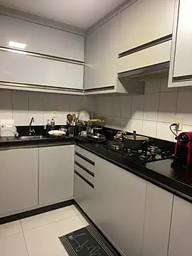 yumi-hot online show from 5, 4, 2026