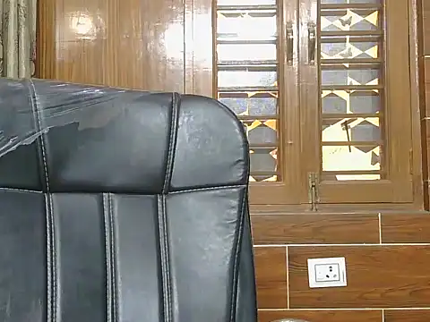 Diyaa Singh online show from 26, 4, 2026