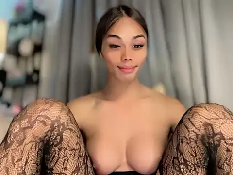 Snapshot of vikkylustfullgodess chatting on 8, 7, 2026 vikkylustfullgodess online show from 8, 7, 2026