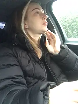 Reina Cummings online show from 3, 10, 2025