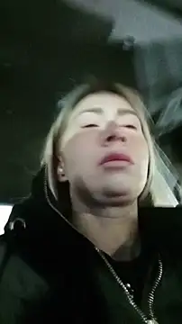 Reina Cummings online show from 18, 12, 2025