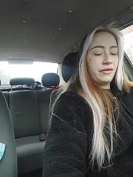 Reina Cummings online show from 3, 3, 2026