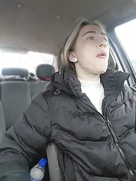 Reina Cummings online show from 22, 3, 2026