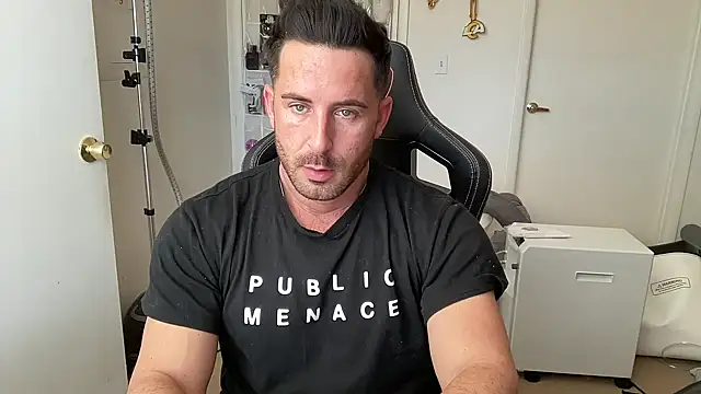 brettmycles28 online show from 27, 6, 2026