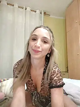 Snapshot of mikateen chatting on 23, 9, 2025 mikateen online show from 23, 9, 2025