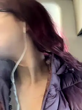 Snapshot of raen001 chatting on 19, 11, 2025 raen001 online show from 19, 11, 2025