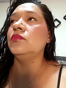 Laurasofia01 online show from 3, 10, 2025