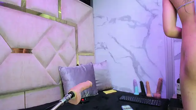 Allisonts69 online show from 3, 2, 2026