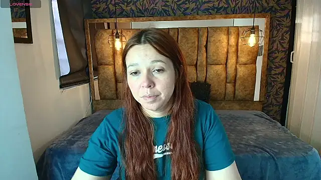 Isa Thompson   online show from 9, 3, 2026