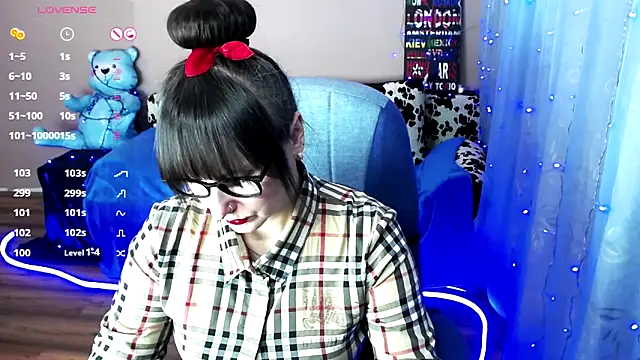 Snapshot of MilaRay chatting on 9, 12, 2024 MilaRay online show from 9, 12, 2024