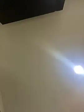 Snapshot of karla-thomsom10 chatting on 16, 12, 2025 karla-thomsom10 online show from 16, 12, 2025