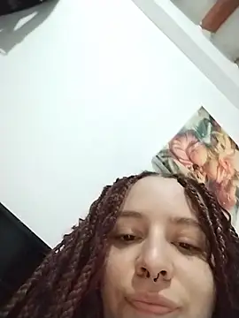 karla-thomsom10 online show from 21, 7, 2026