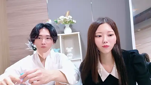 Snapshot of Reto-sama chatting on 20, 9, 2025 Reto-sama online show from 20, 9, 2025