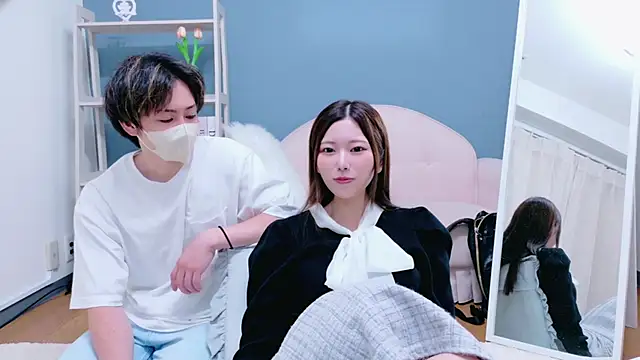 Snapshot of Reto-sama chatting on 29, 9, 2025 Reto-sama online show from 29, 9, 2025