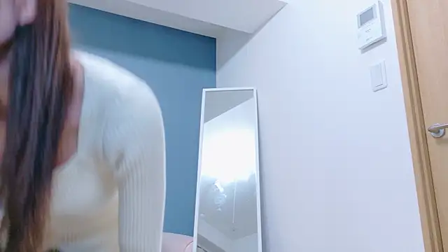 Snapshot of Reto-sama chatting on 12, 10, 2025 Reto-sama online show from 12, 10, 2025