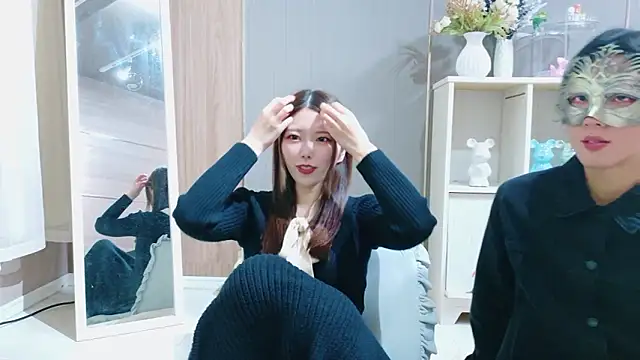 Snapshot of Reto-sama chatting on 15, 10, 2025 Reto-sama online show from 15, 10, 2025